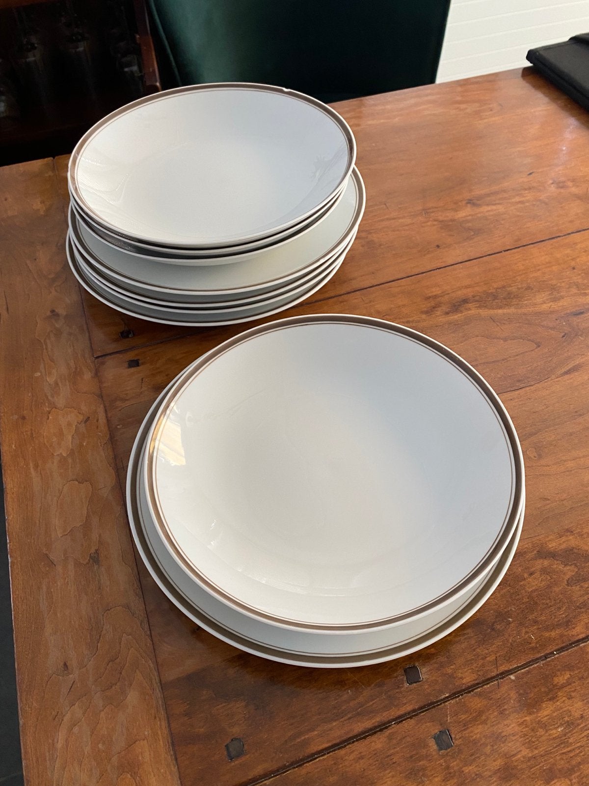 GEVRAAGD/ GEZOCHT  Thomas servies met bruine rand, Ophalen of Verzenden