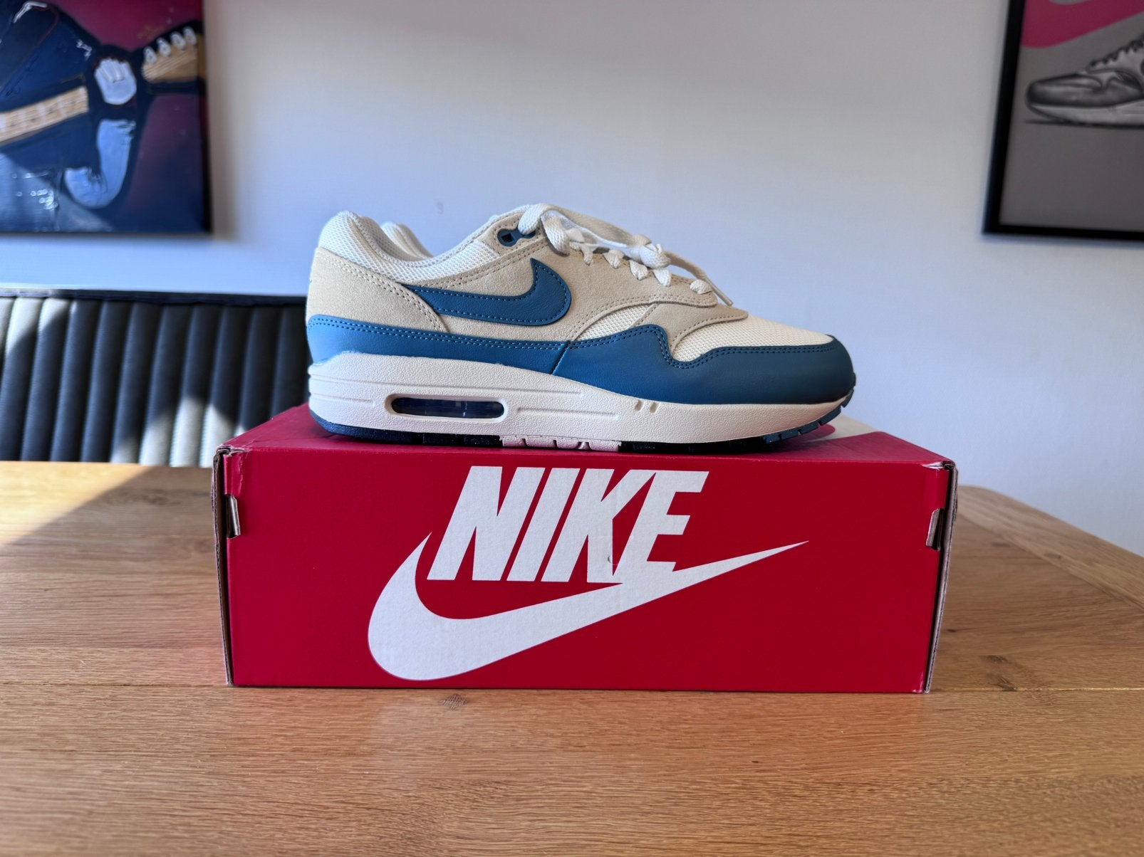Nike Air Max 1 Essential Soft Pearl Smokey Blue 41, Wit, Nieuw, Ophalen of Verzenden, Sneakers of Gympen
