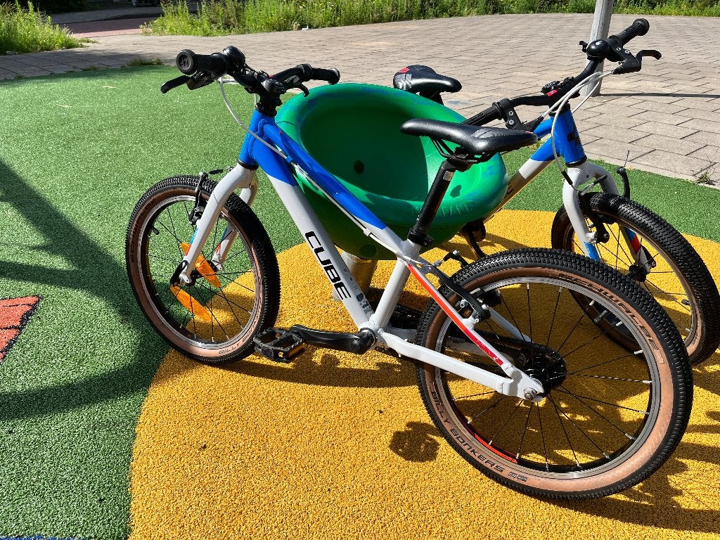 Cube Cubie 18 inch kinderfiets |  Ideale eerste fiets | €250, Ophalen, Zijwieltjes, Velgrem, Cube