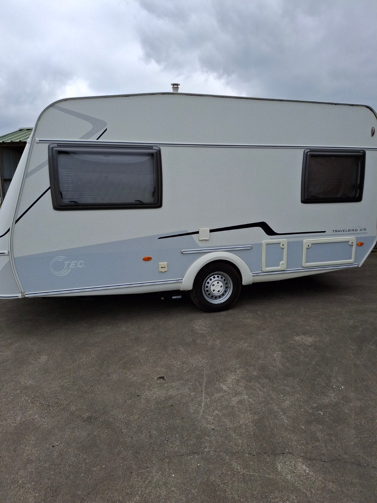 Tec Travel Bird 415 lichtgewicht  caravan, Luifel, T.E.C., Treinzit, Particulier