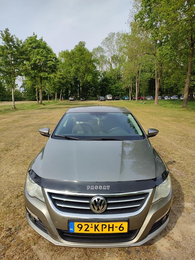 Volkswagen Passat 1.8 TSI 118KW CC 2010 Bruin, Auto's, Voorwielaandrijving, 4 cilinders, Bruin, 75 €/maand