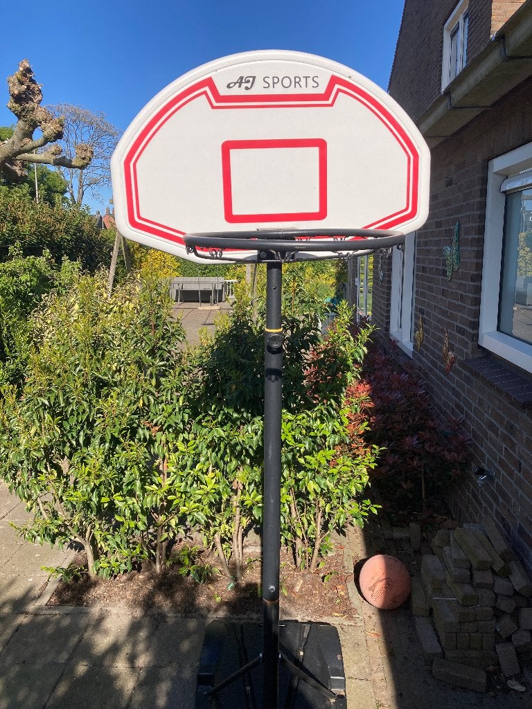Basketbalstandaard verrijdbaar, Ophalen of Verzenden, Gebruikt, Ring, Bord of Paal