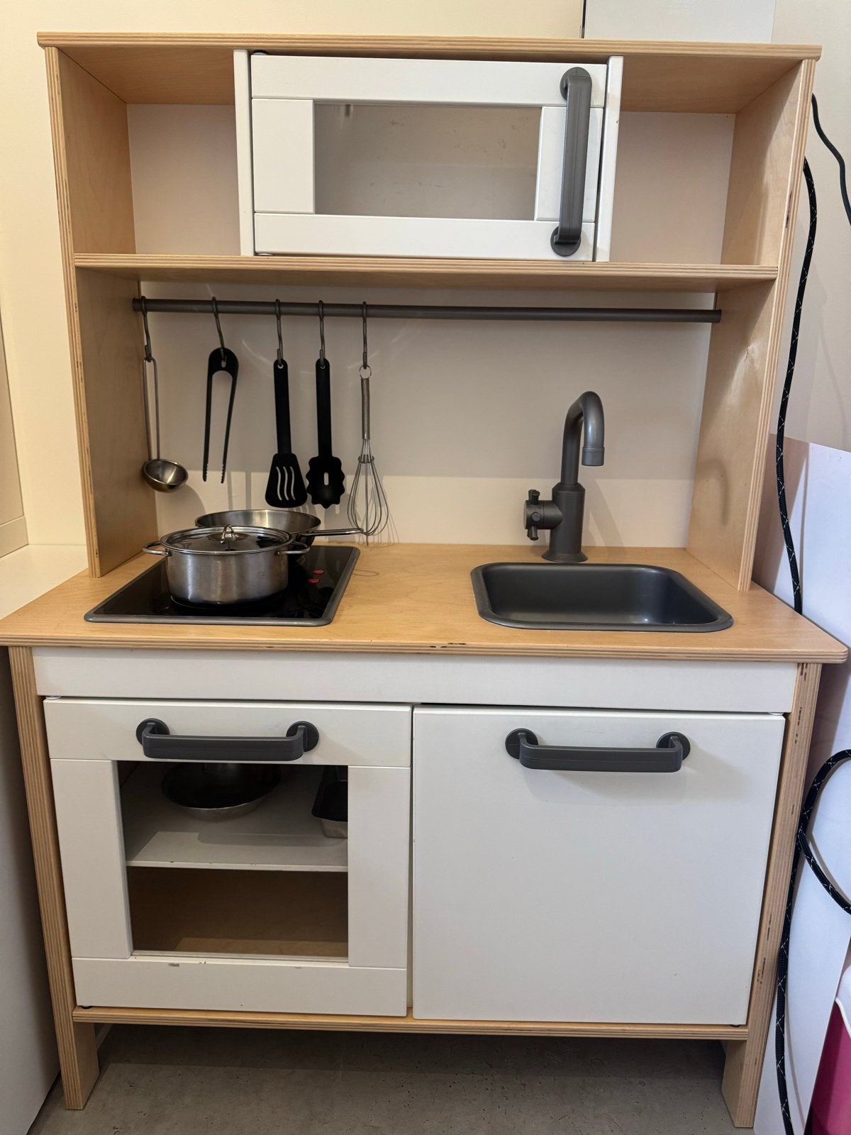 IKEA DUKTIG Speelkeuken met accessoires, Ophalen, Gebruikt, Knutselen, Met licht
