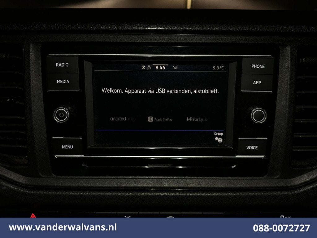 Volkswagen Crafter 2.0 141pk Bakwagen Laadklep Euro6 Airco |, Auto's, Voorwielaandrijving, Gebruikt, 4 cilinders, Volkswagen