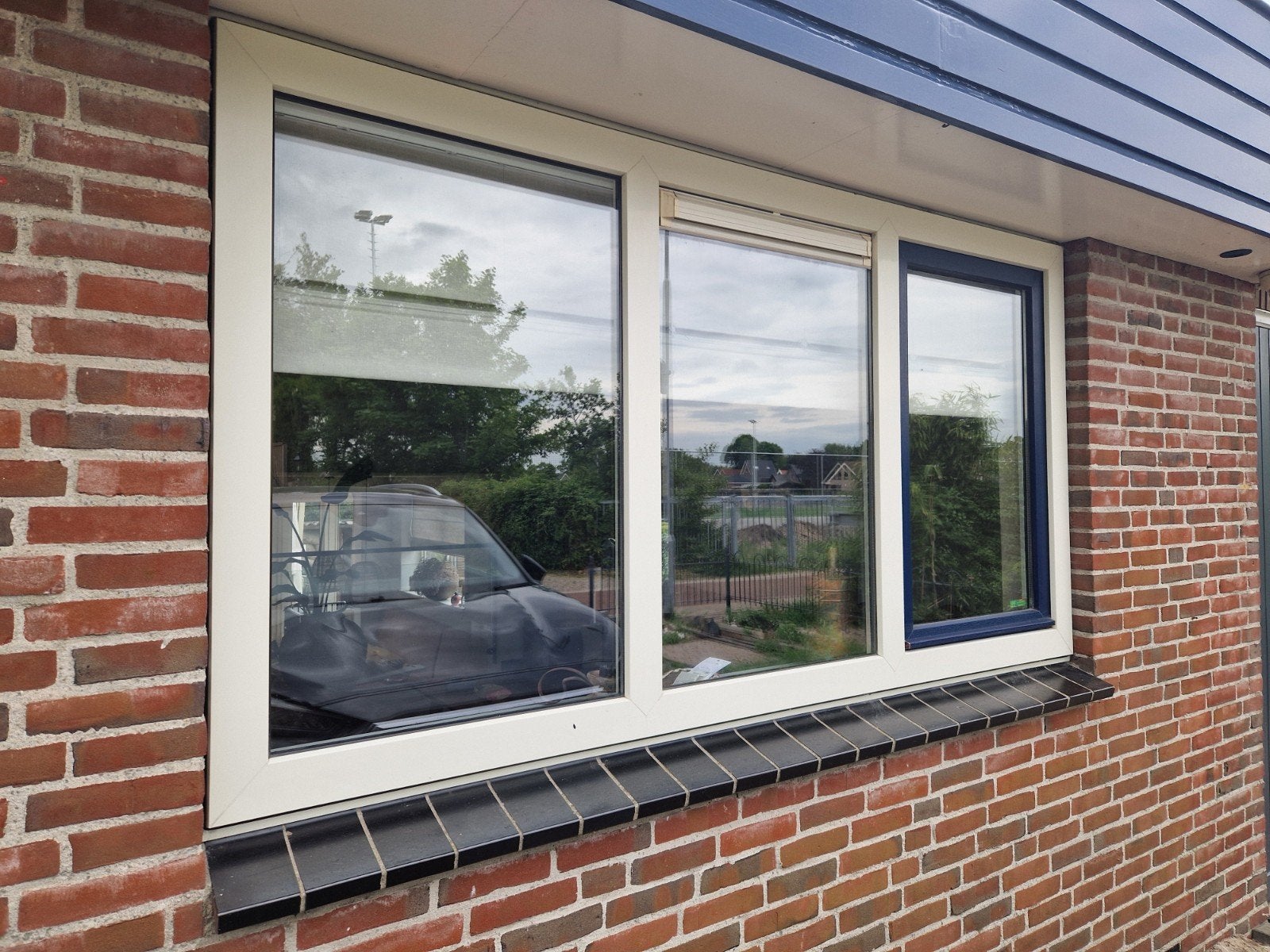 Kunststof raamkozijn met draai/kiep raam, Ophalen, Kunststof, Gebruikt, Inclusief glas