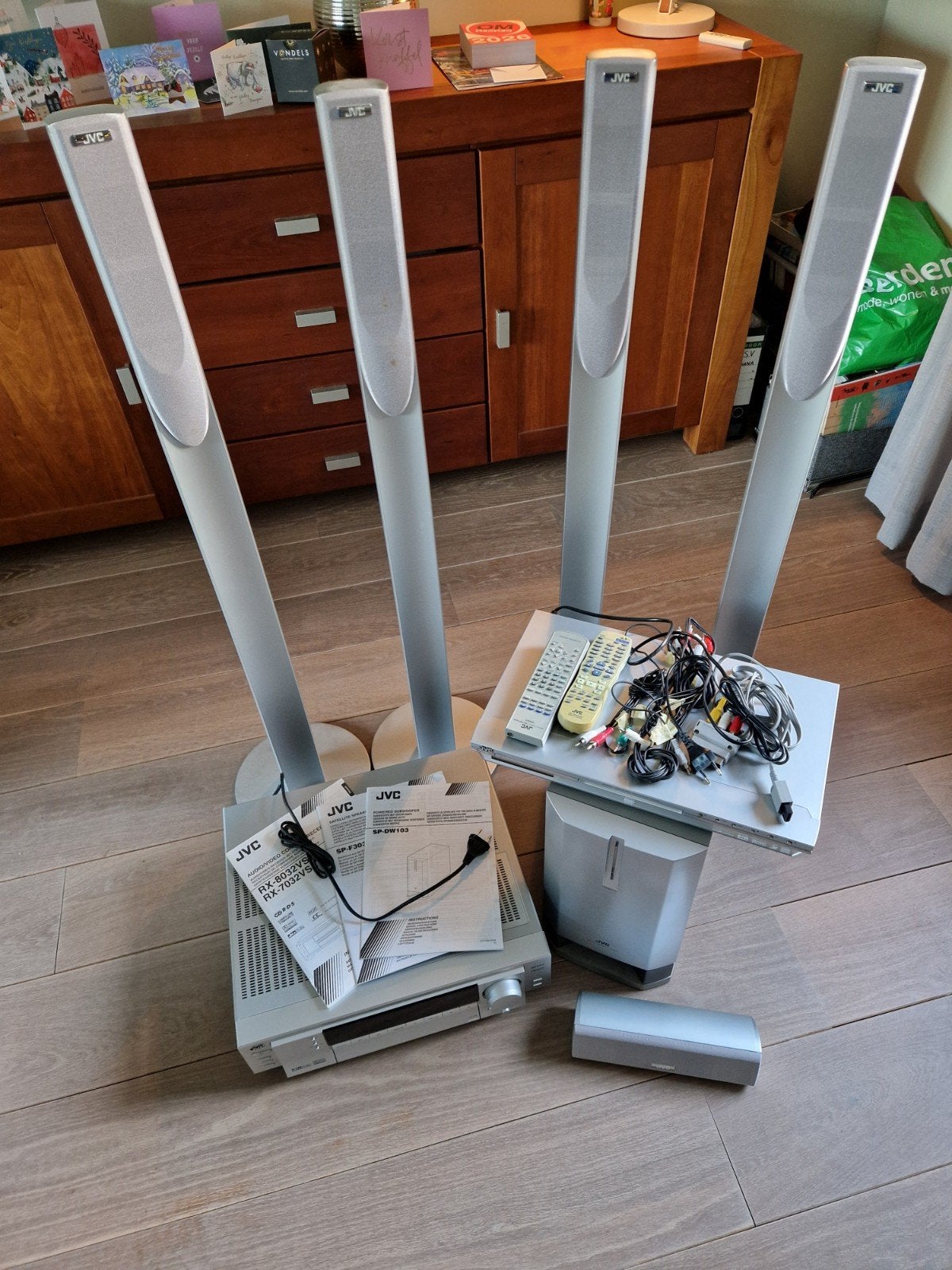 JVC Home Cinema Set - Compleet met DVD-speler en speakers, Ophalen, Gebruikt, JVC, Dvd-speler