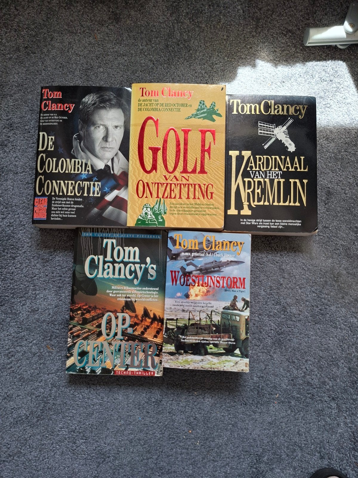 5 boeken Tom Clancy, Boeken, Ophalen of Verzenden, Gelezen