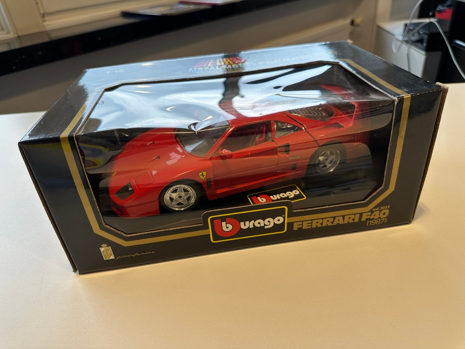 Burago Ferrari F40 Schaalmodel 1:18 Rood, Ophalen, Nieuw, Auto, Overige merken