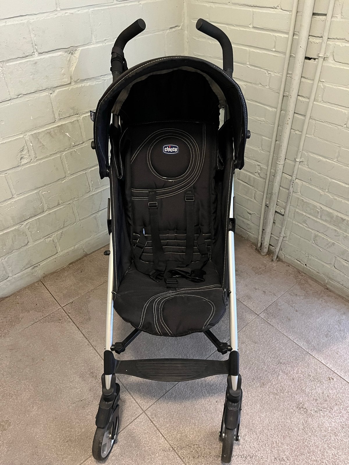 Chicco Liteway buggy - Zwart en zilver, Ophalen, Zo goed als nieuw, Kinderwagen, Overige merken
