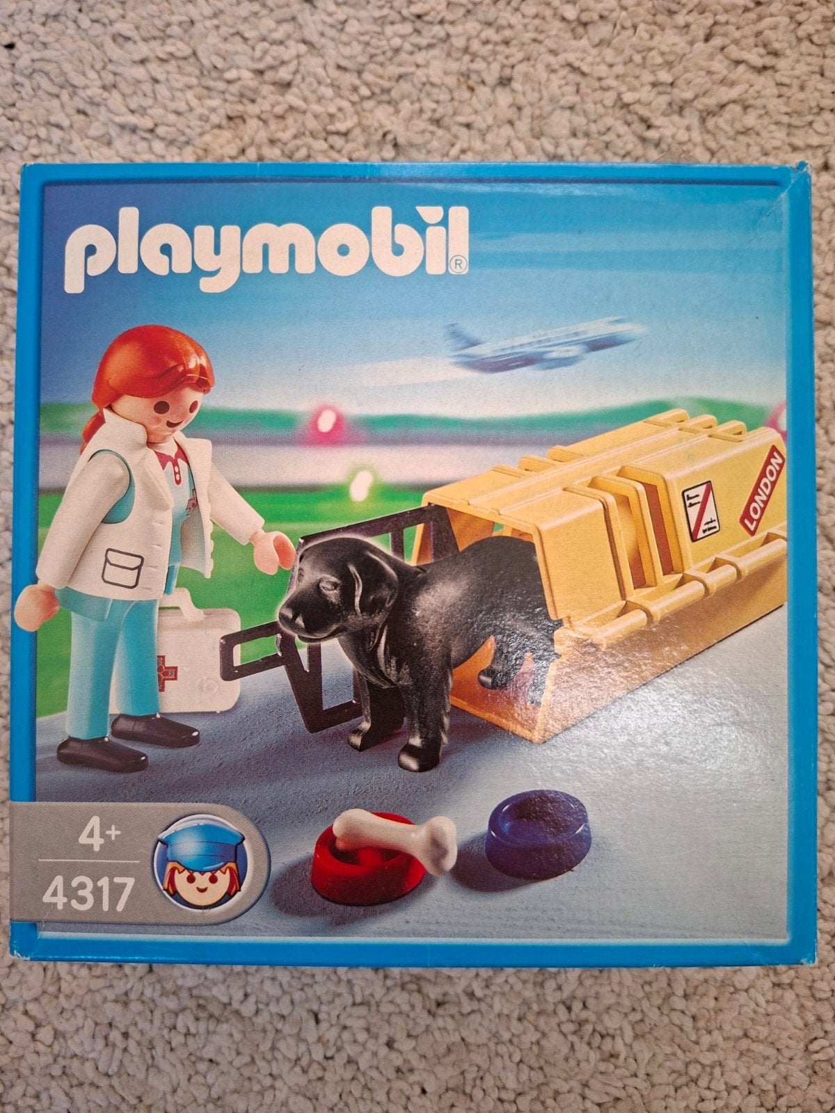 Playmobil 4317 Dierenarts met hond en transportbox, Ophalen of Verzenden, Zo goed als nieuw, Jongen of Meisje