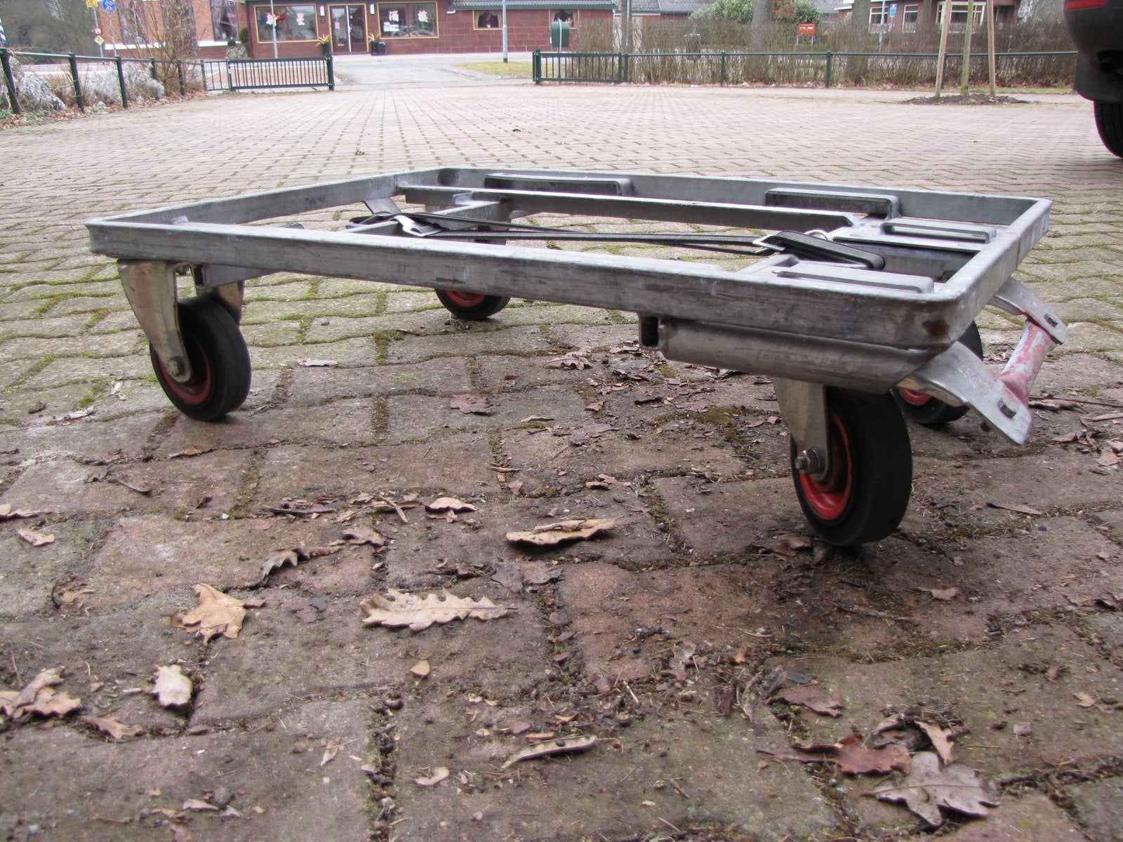Foto 4 van Stevige transportroller 60x80cm, dolly, hondje