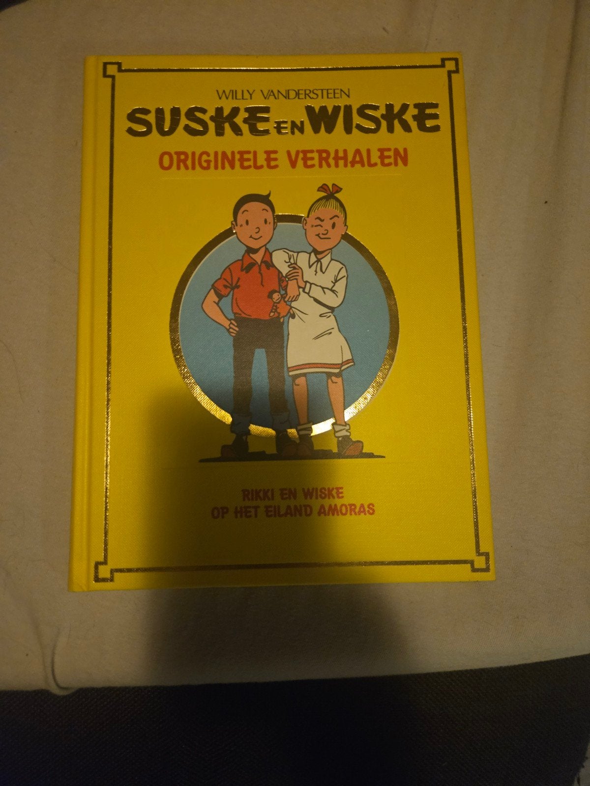 Suske en Wiske:  Rikki en Wiske Op Het Eiland Amoras, Eén stripboek, Ophalen of Verzenden