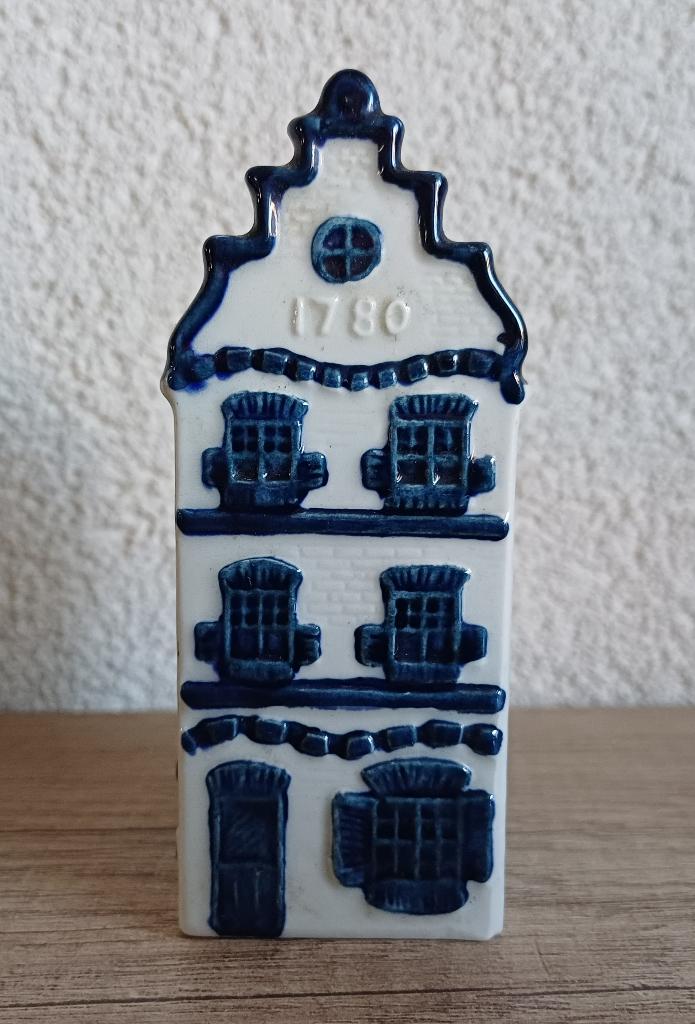 KLM huisje Rynbende - nummer 3, Ophalen of Verzenden, Zo goed als nieuw, 1 t/m 20