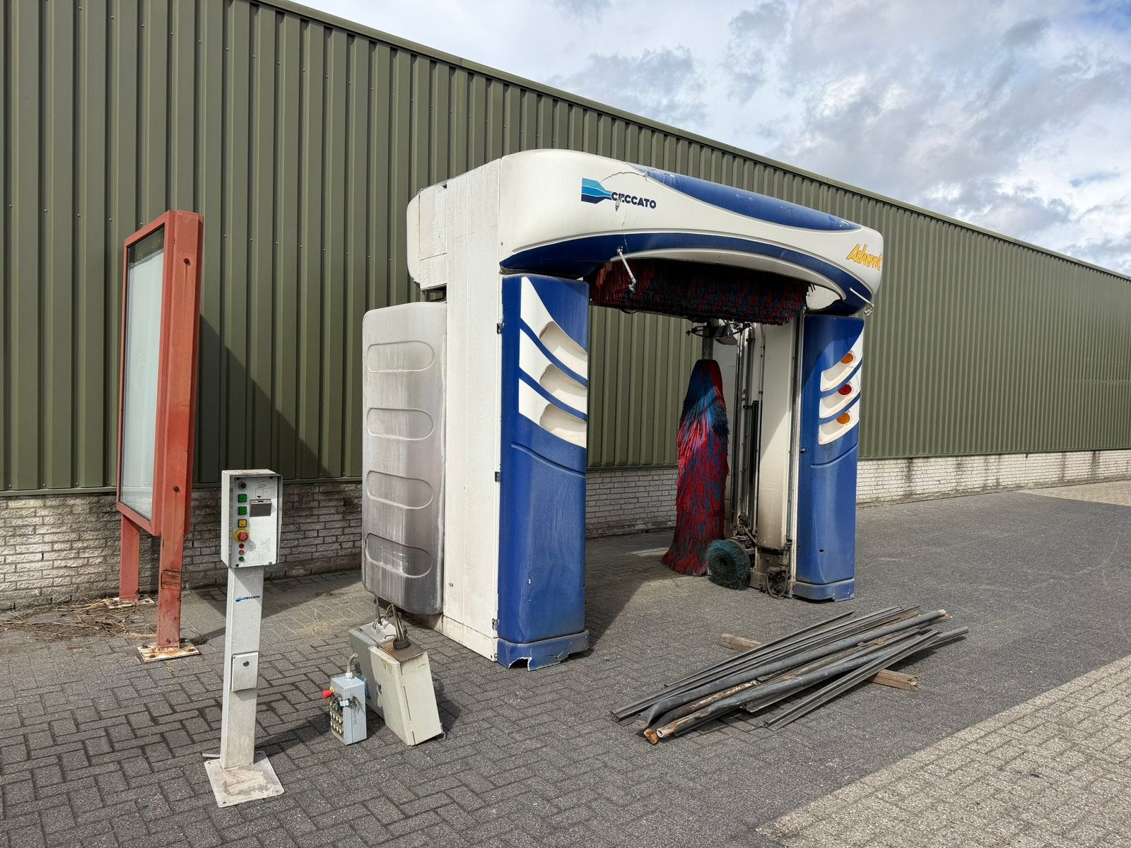 Auto wasstraat wasbox, Ophalen, Gebruikt, Vrijstaand, Minder dan 85 cm