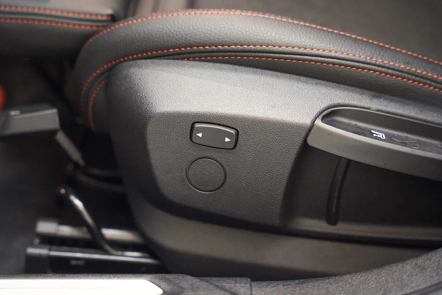 Foto 11 van BMW 2 Serie Gran Coupe 218i High Executive Sport Aut. [ Pano