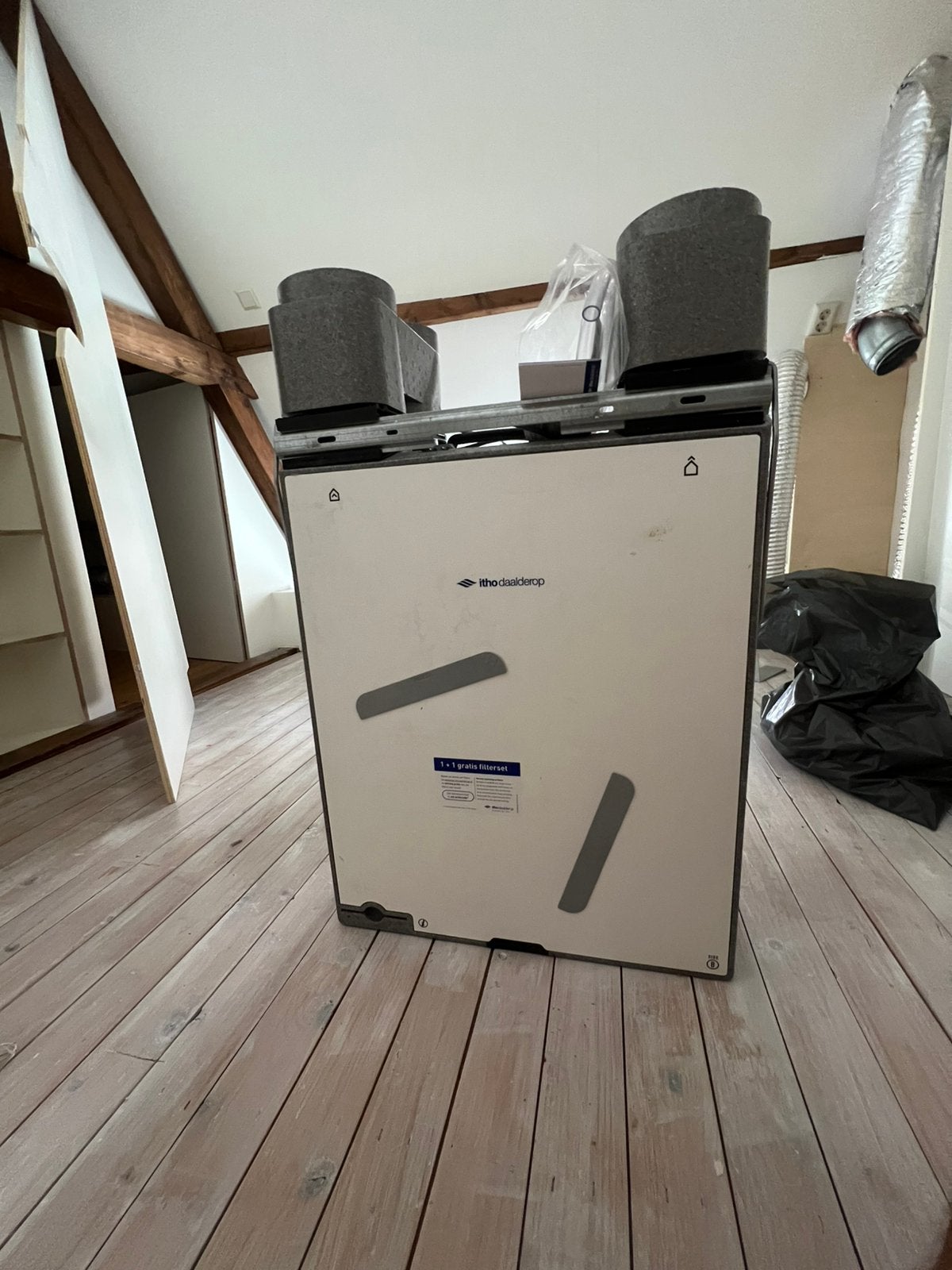 WTW-unit HRU ECO 200 E, Ophalen, Zo goed als nieuw, Ventilator en Afzuiger