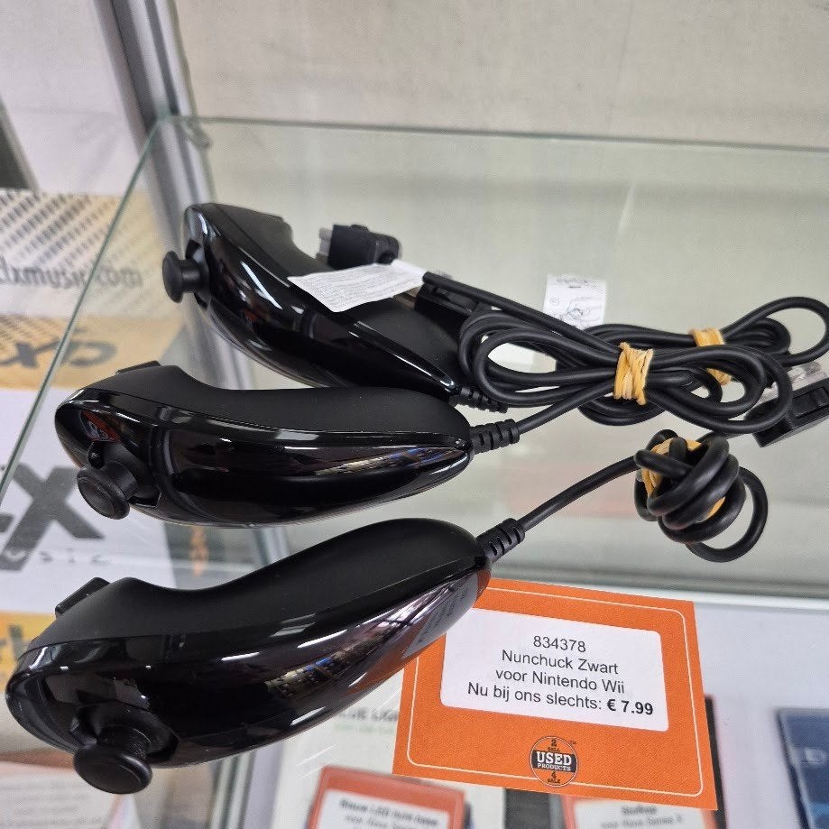 Nintendo Wii Nunchuck zwart met garantie, Ophalen of Verzenden, Zo goed als nieuw, X, Sport