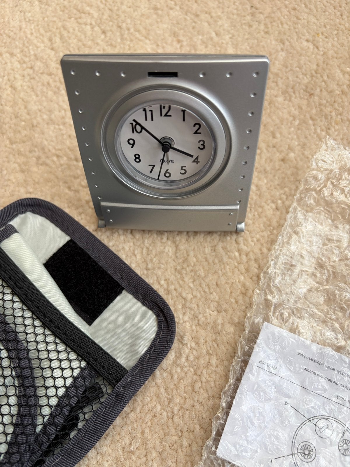 Reis etui met toebehoren tasje  nieuw wekkertje, Ophalen of Verzenden, Nieuw