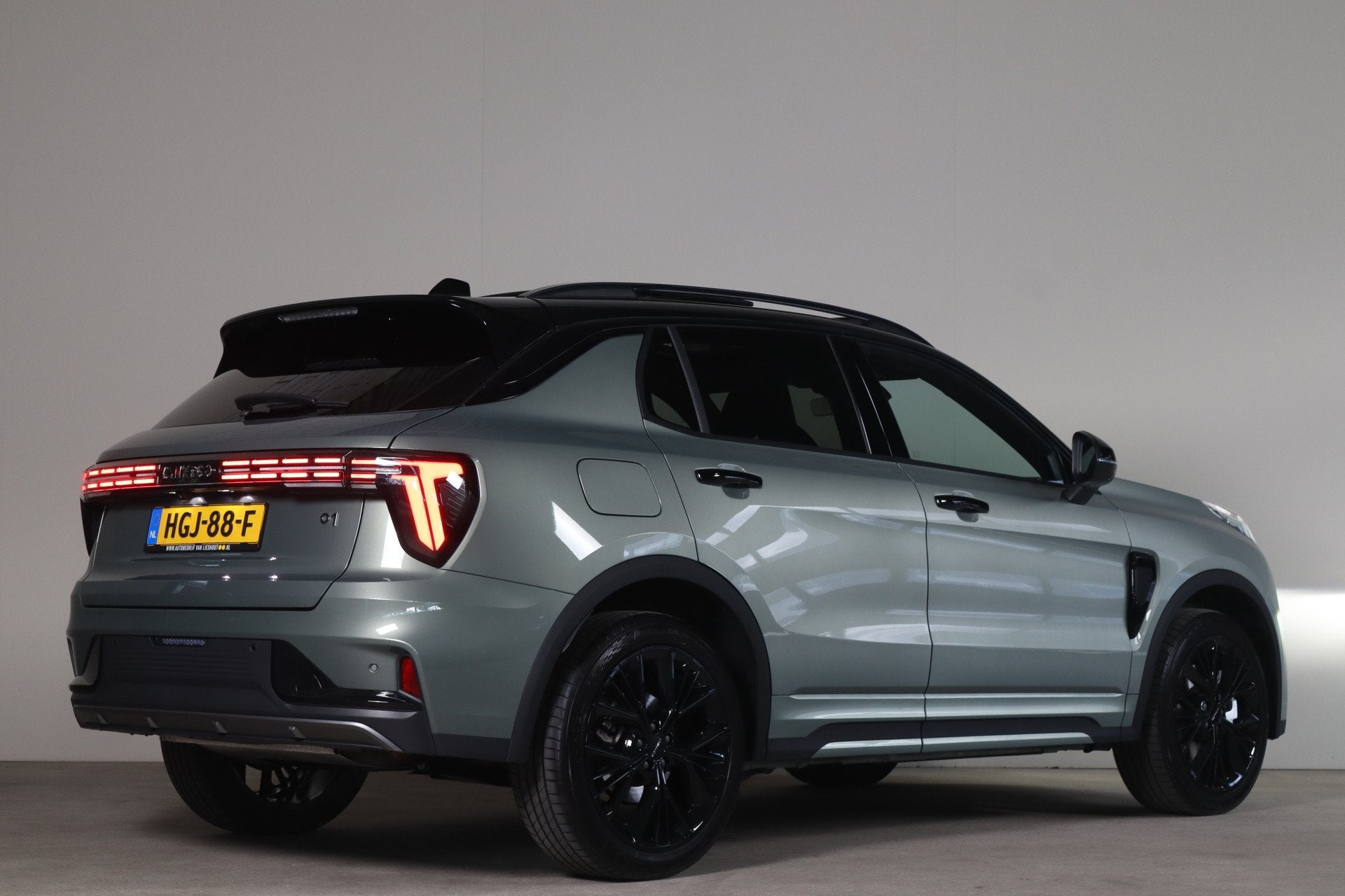Lynk & Co 01 1.5 More NL-Auto! SUPER COMPLEET! FACELIEFT, Auto's, Euro 6, 4 cilinders, Bedrijf, 1835 kg