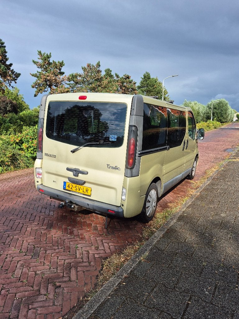 Renault Trafic Passenger 2.0 Benzine, 8 Persoons 2006 Geel, Auto's, Renault, Particulier, Trafic, Airbags, Airconditioning, Centrale vergrendeling