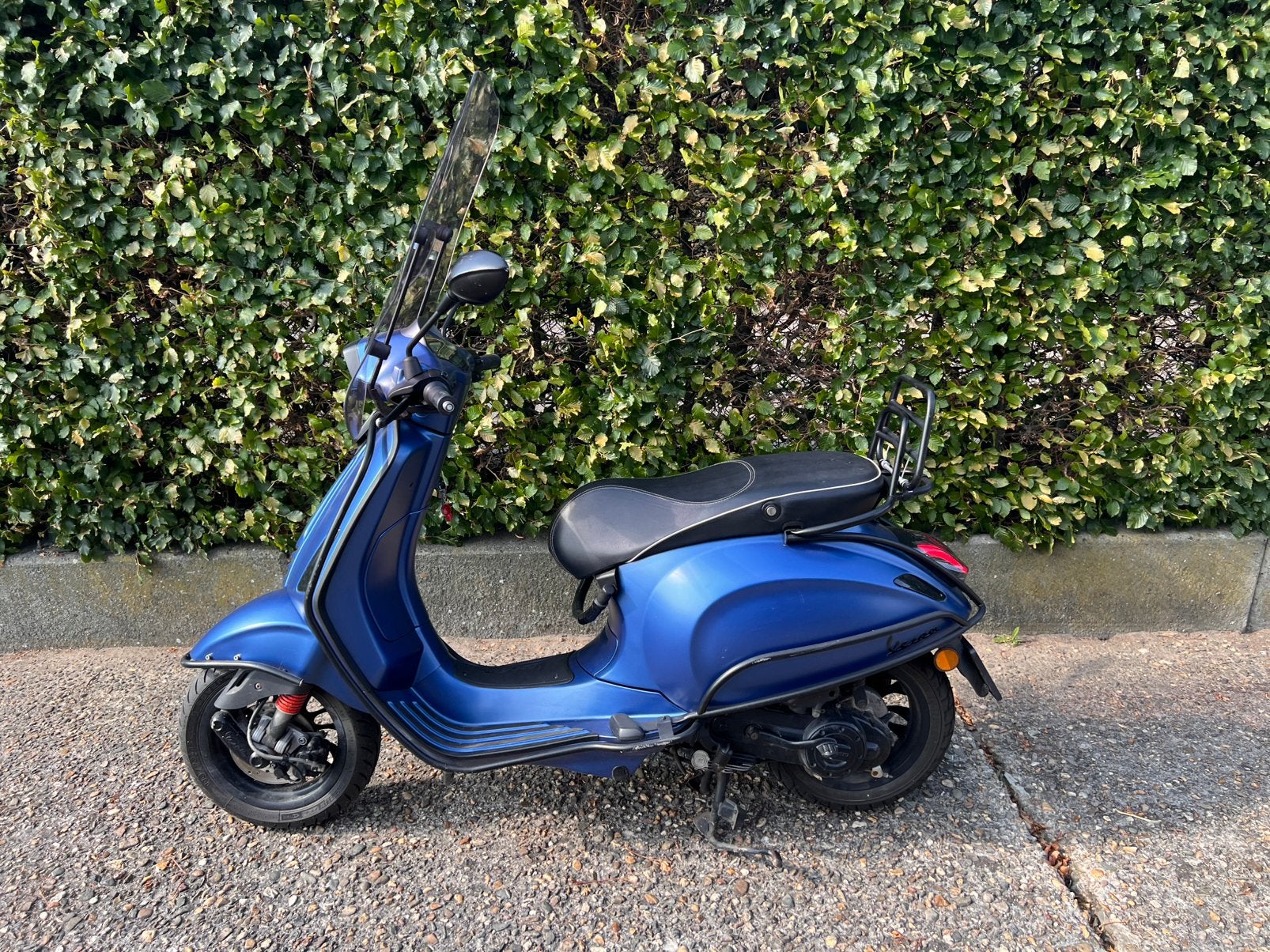 VESPA SPRINT 2015 BLAUW SMOKED, Ophalen, Zo goed als nieuw, Benzine