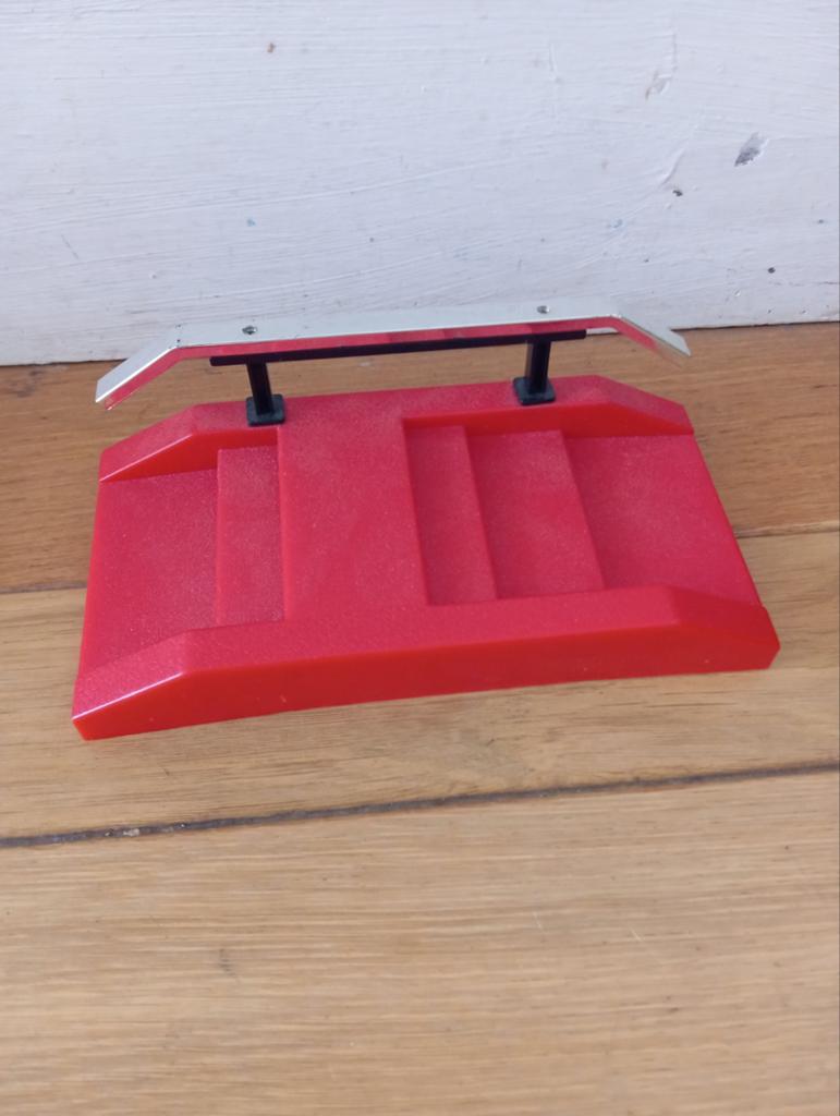 Speelset voor finger skateboard - Rood met rail, Ophalen of Verzenden, Jongen of Meisje