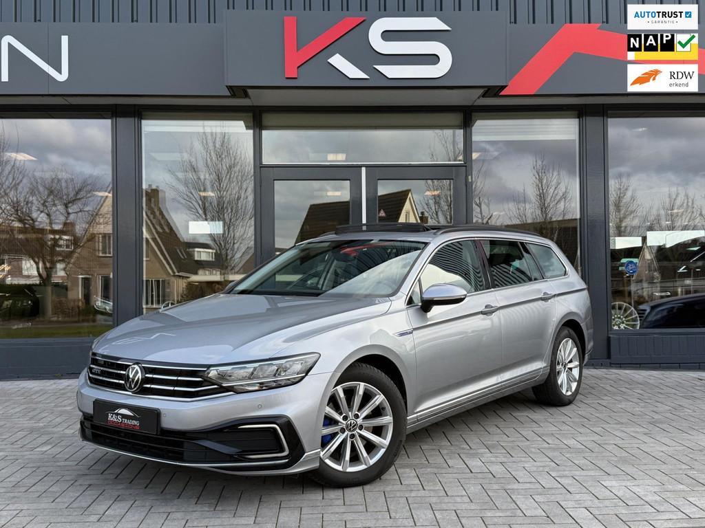 Volkswagen Passat Variant 1.4 TSI PHEV GTE Virtual Pano Led, Stof, Gebruikt, 4 cilinders, Grijs