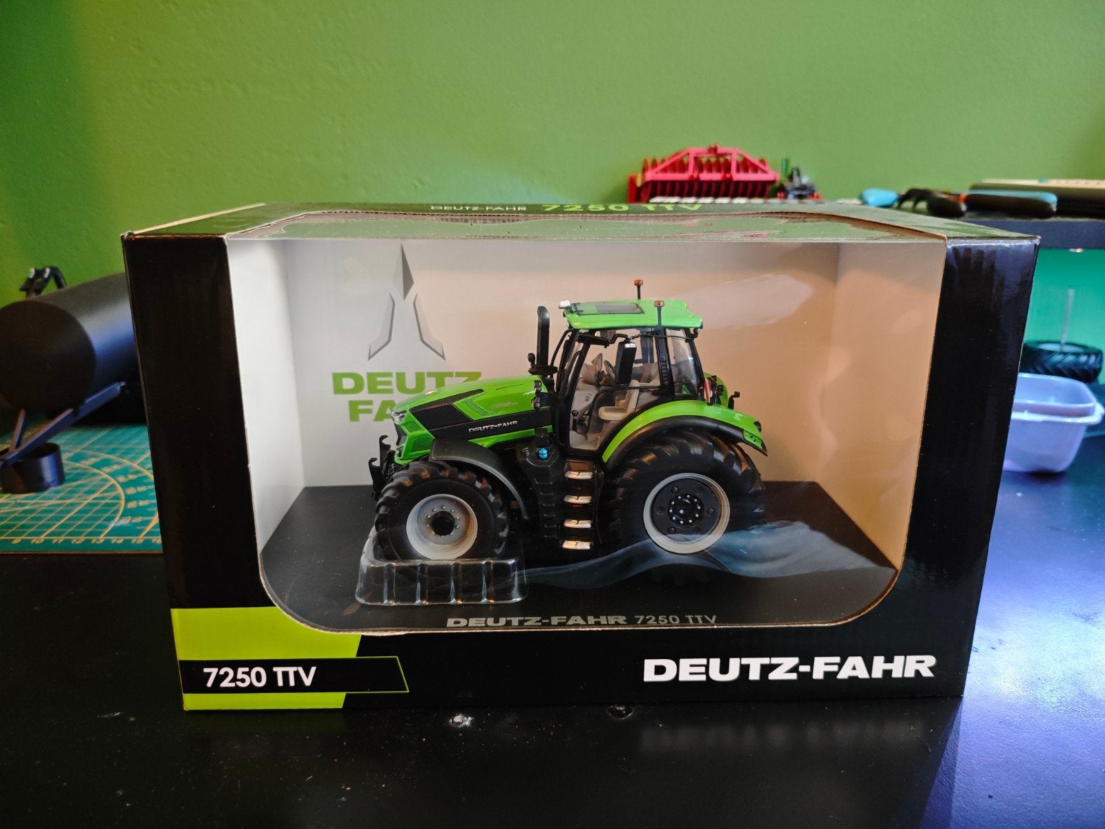 UH 6482 Deutz Fahr 7250 TTV, Ophalen of Verzenden, Nieuw, Tractor of Landbouw, Universal Hobbies
