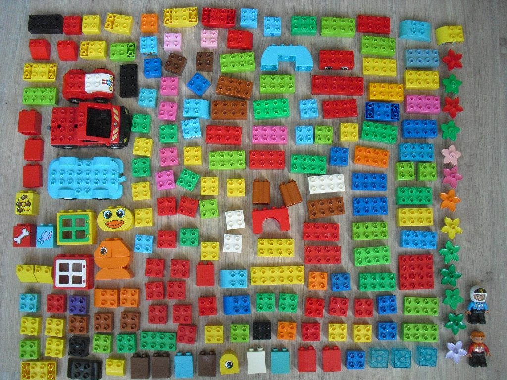 Grote partij Duplo stenen bouwmateriaal auto 2 poppetjes, Ophalen of Verzenden, Zo goed als nieuw, Losse stenen, Duplo