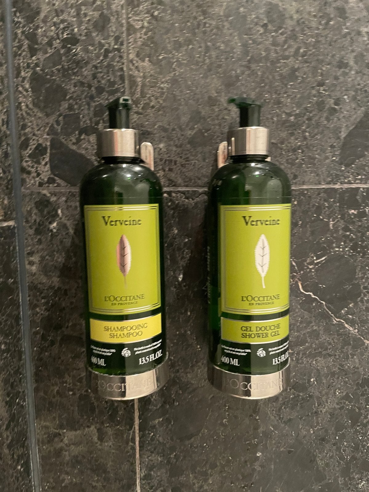 L'Occitane Zeepdispenser/houder - Nieuw in doos, Overige merken, Nieuw, Zilver, Zeepdispenser/zeepbakje