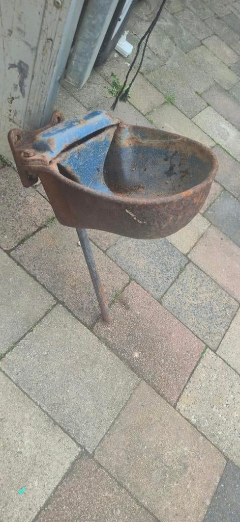 2 Koeien drinkbakken, Ophalen of Verzenden