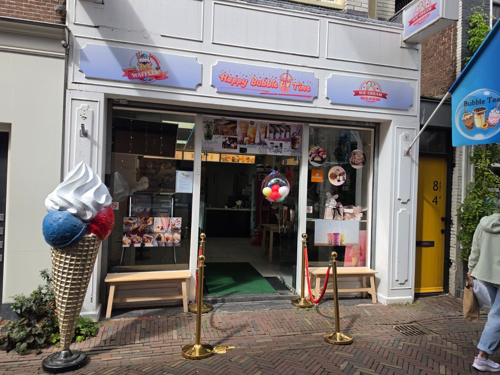 Bubble Tea & Wafelzaak - Instapklaar, Zakelijke goederen, Exploitaties en Overnames