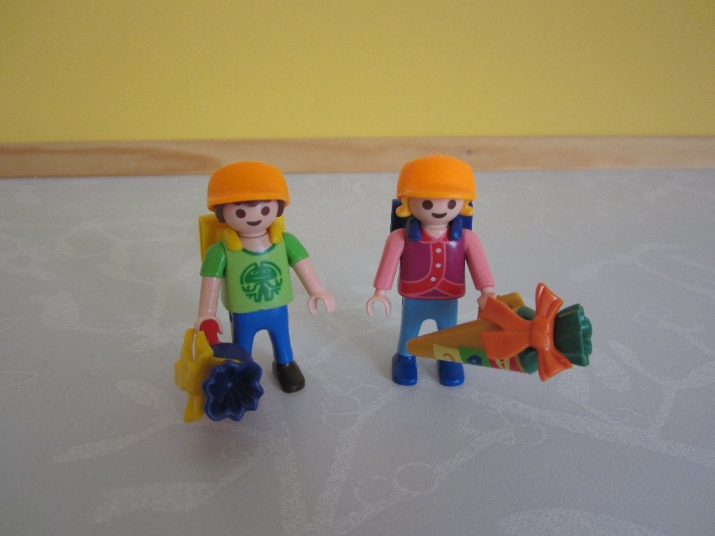 Playmobil kleuters met cadeautjes 4686, Complete set, Ophalen of Verzenden, Zo goed als nieuw, City life