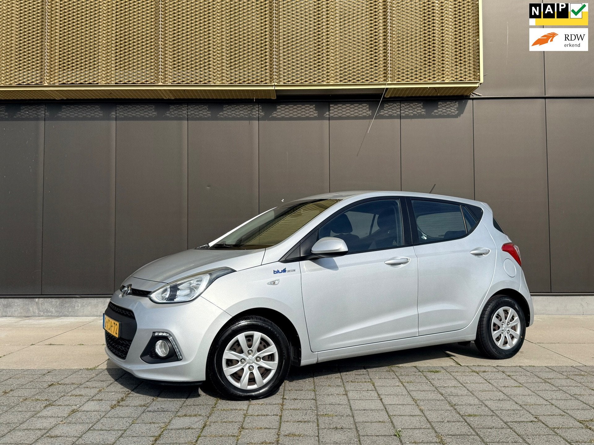 Hyundai I10 1.0i i-Motion Comf Plus | Cruise | Clima | Bluet, Voorwielaandrijving, Euro 5, Stof, Gebruikt