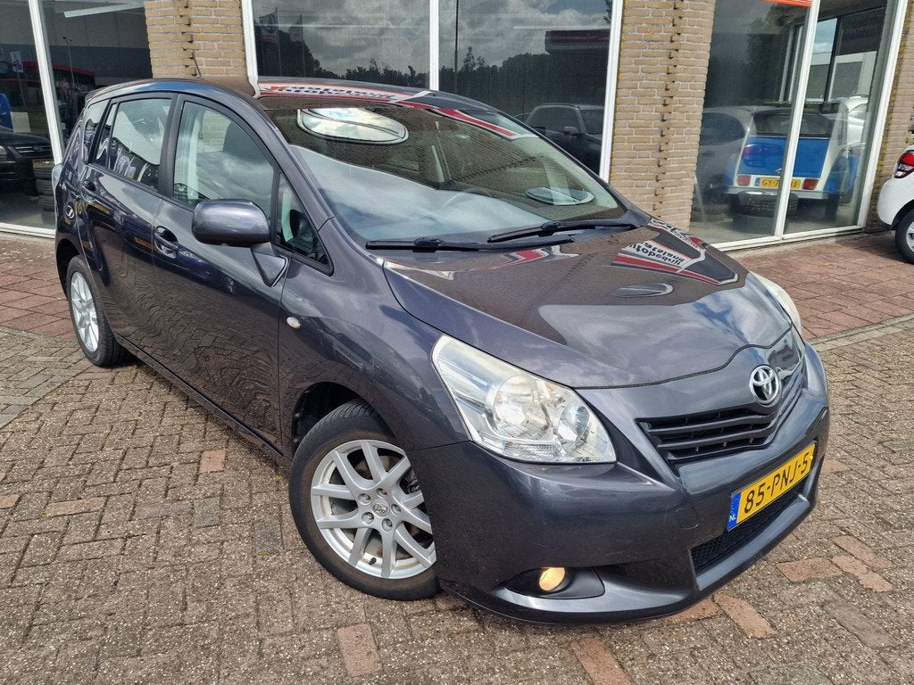 Toyota Verso 1.8 VVT-i Dynamic - Pano - Navi - Clima - Cruis, Auto's, Toyota, Voorwielaandrijving, Gebruikt, Zwart, 4 cilinders
