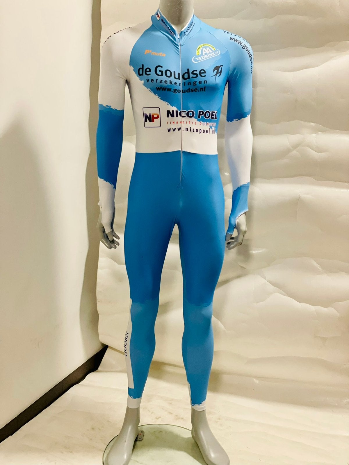 Schaatskleding schaatspak snelpak speedsuit maat S/M lycra, Sport en Fitness, Schaatsen, Ophalen of Verzenden, Zo goed als nieuw
