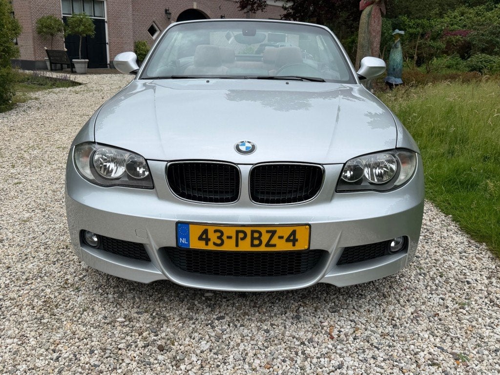 Bmw 1-SERIE Cabriolet 120i M-Sport Automaat NL-auto FULL OPT, Auto's, BMW, Euro 5, Achterwielaandrijving, 680 kg, 4 cilinders