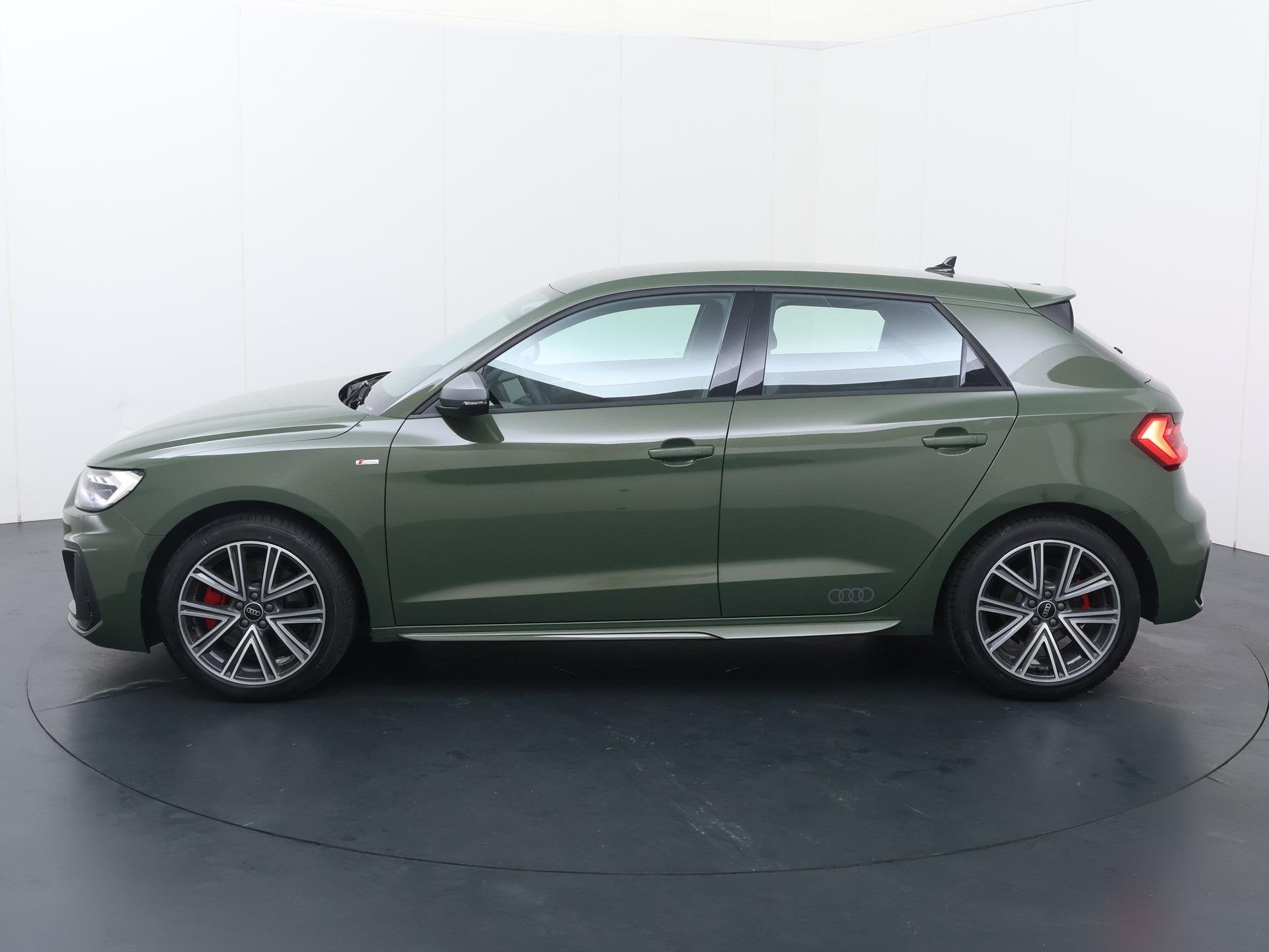 Audi A1 Sportback 40 TFSI S edition | 207 PK | Adaptive crui, Auto's, Audi, 12 maanden, 4 cilinders, Leder en Stof, Automatische klimaatregeling