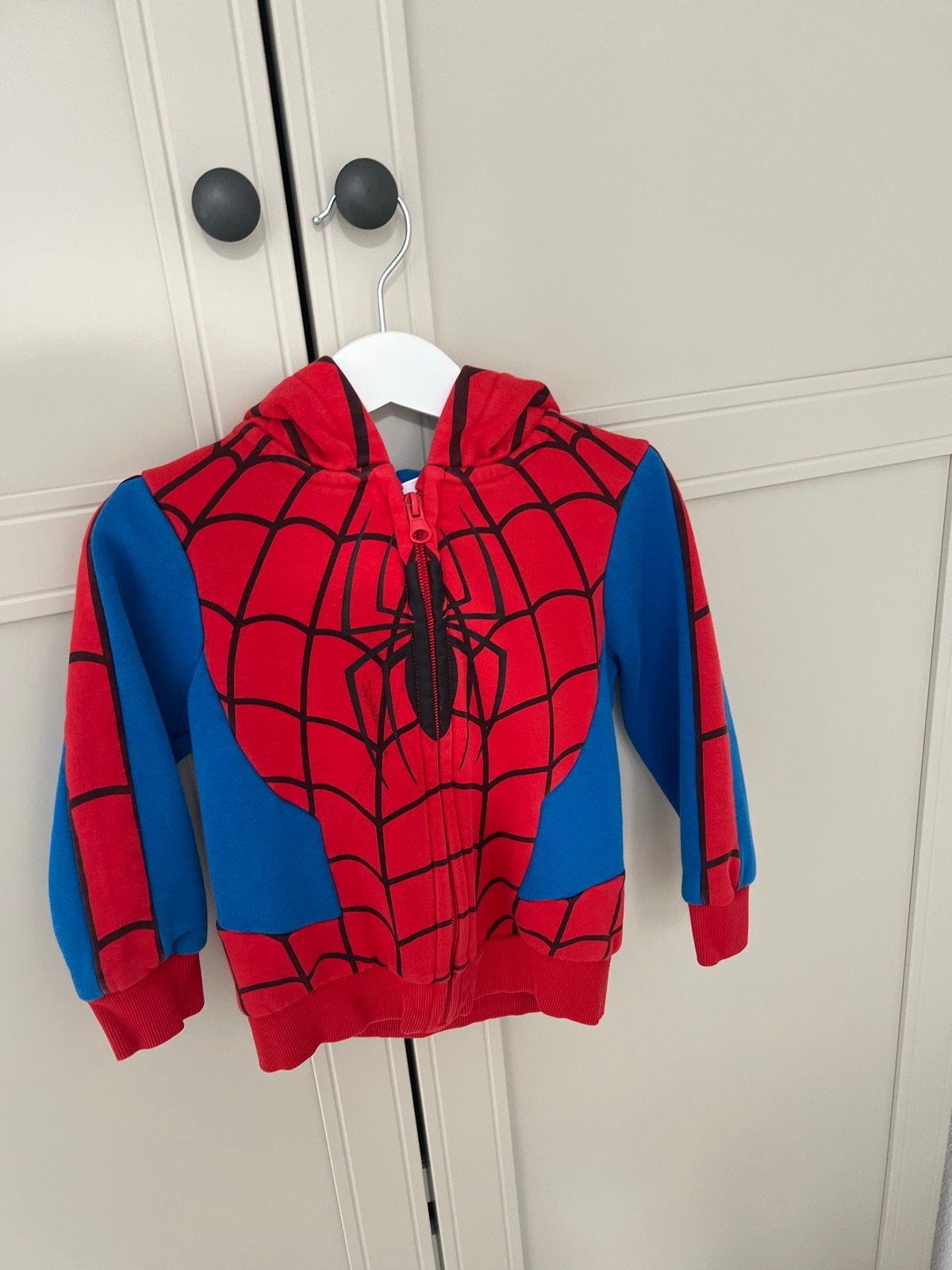 Spiderman Trainingspak Maat 98, Ophalen of Verzenden, Gebruikt, Jongen, Setje
