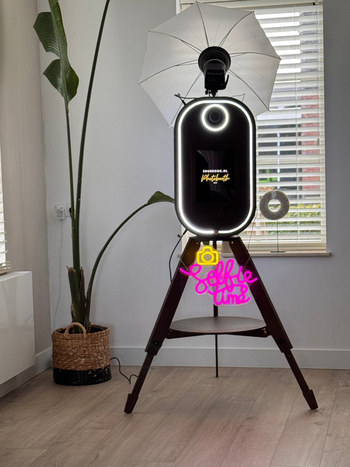 Vintage Pod Deluxe – Selfie Booth photobooth te huur, Ophalen, Nieuw