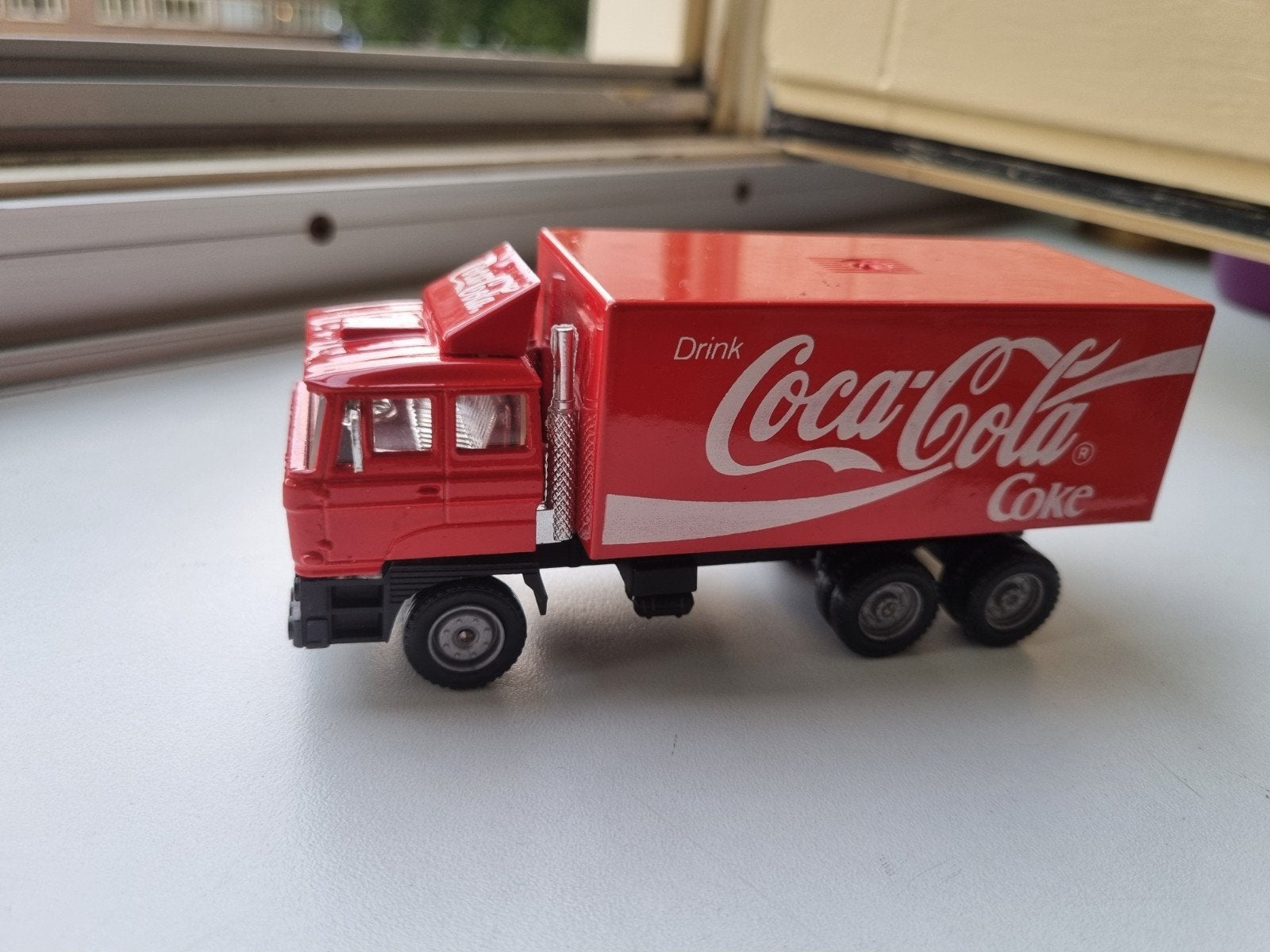 Coca-Cola Daf F2800 van Solido, Ophalen of Verzenden, Gebruikt, Bus of Vrachtwagen