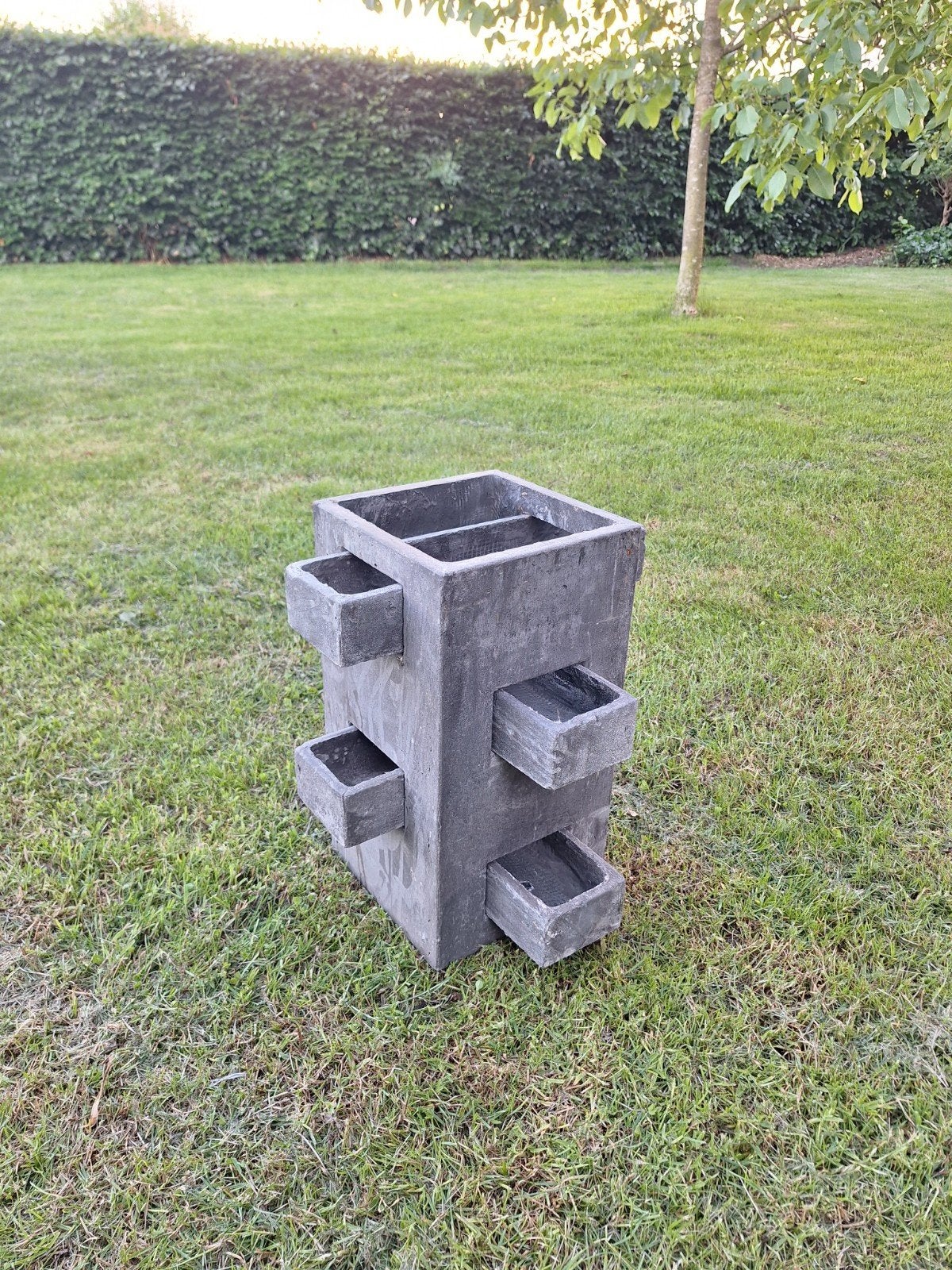 Mooie Clayfibre Plantenbak Cementkleur 24x24x45,5cm, Ophalen, Overige materialen, Gebruikt, Minder dan 60 cm