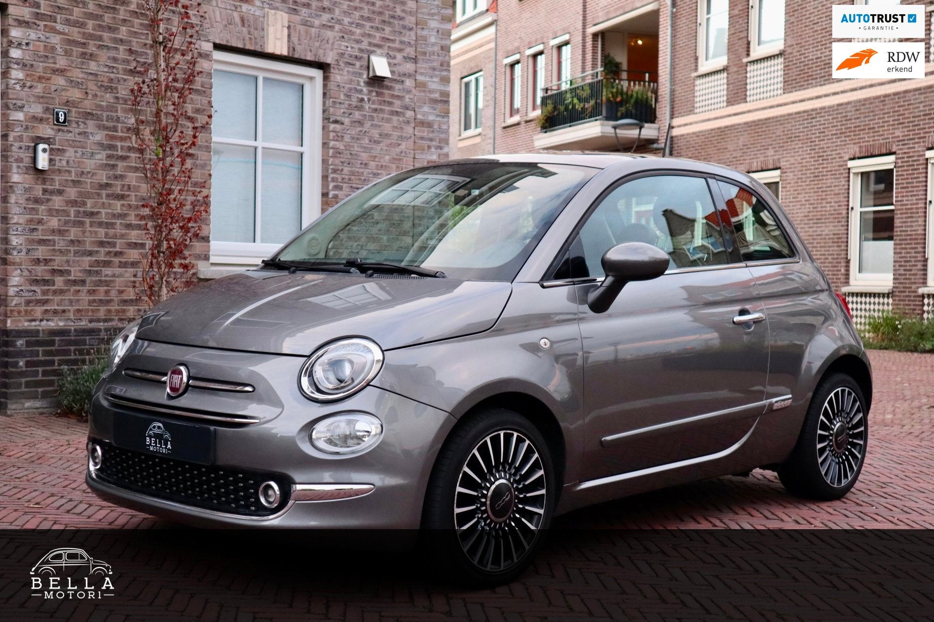 Fiat 500 0.9 TwinAir Lounge | RIJKLAARPRIJS | Apple CarPlay, Voorwielaandrijving, 86 pk, Gebruikt, Leder en Stof