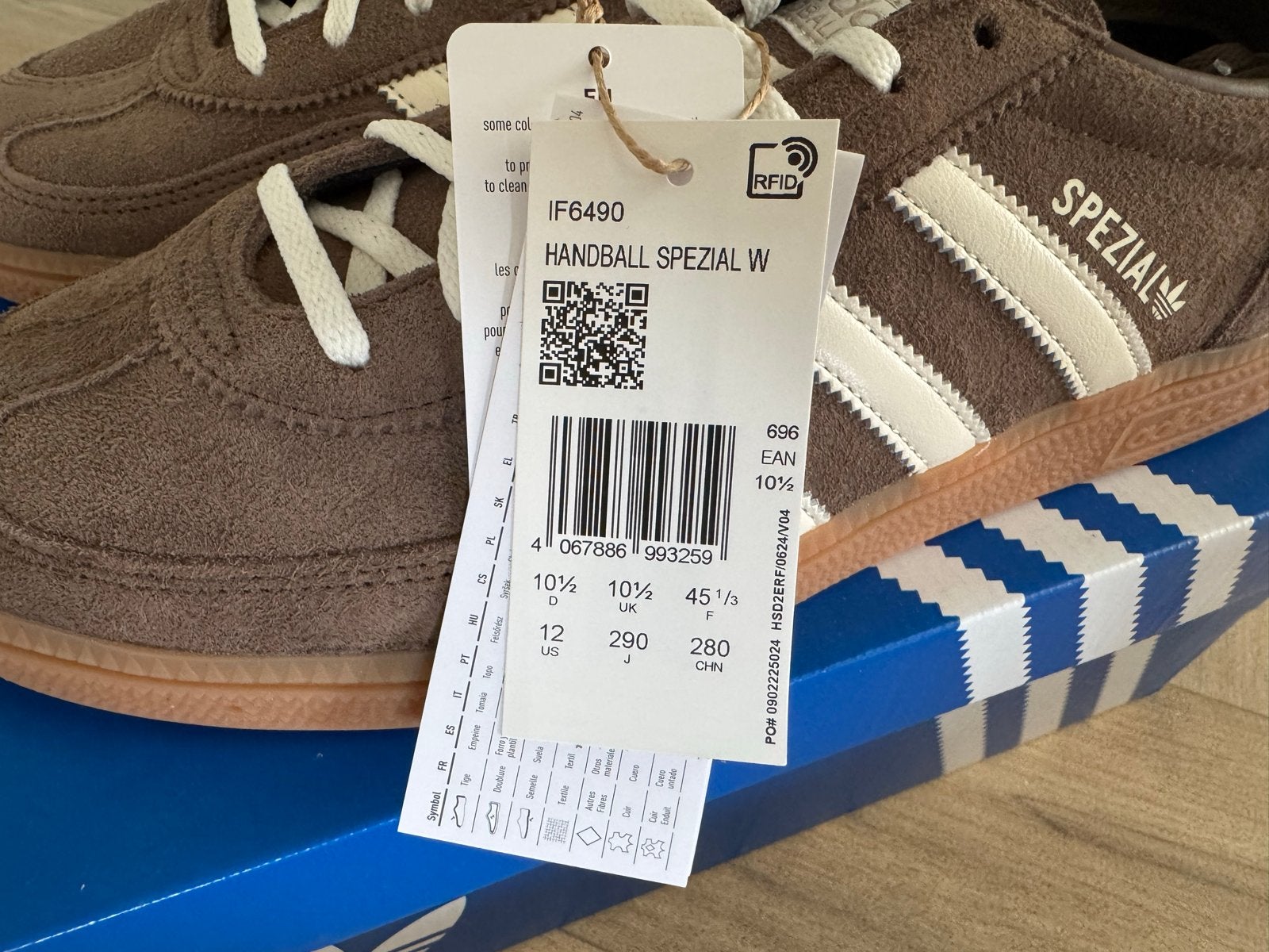 Adidas Handball Spezial - Nieuw in doos maat 45.5, Kleding | Heren, Ophalen of Verzenden, Nieuw, Bruin, Sneakers of Gympen