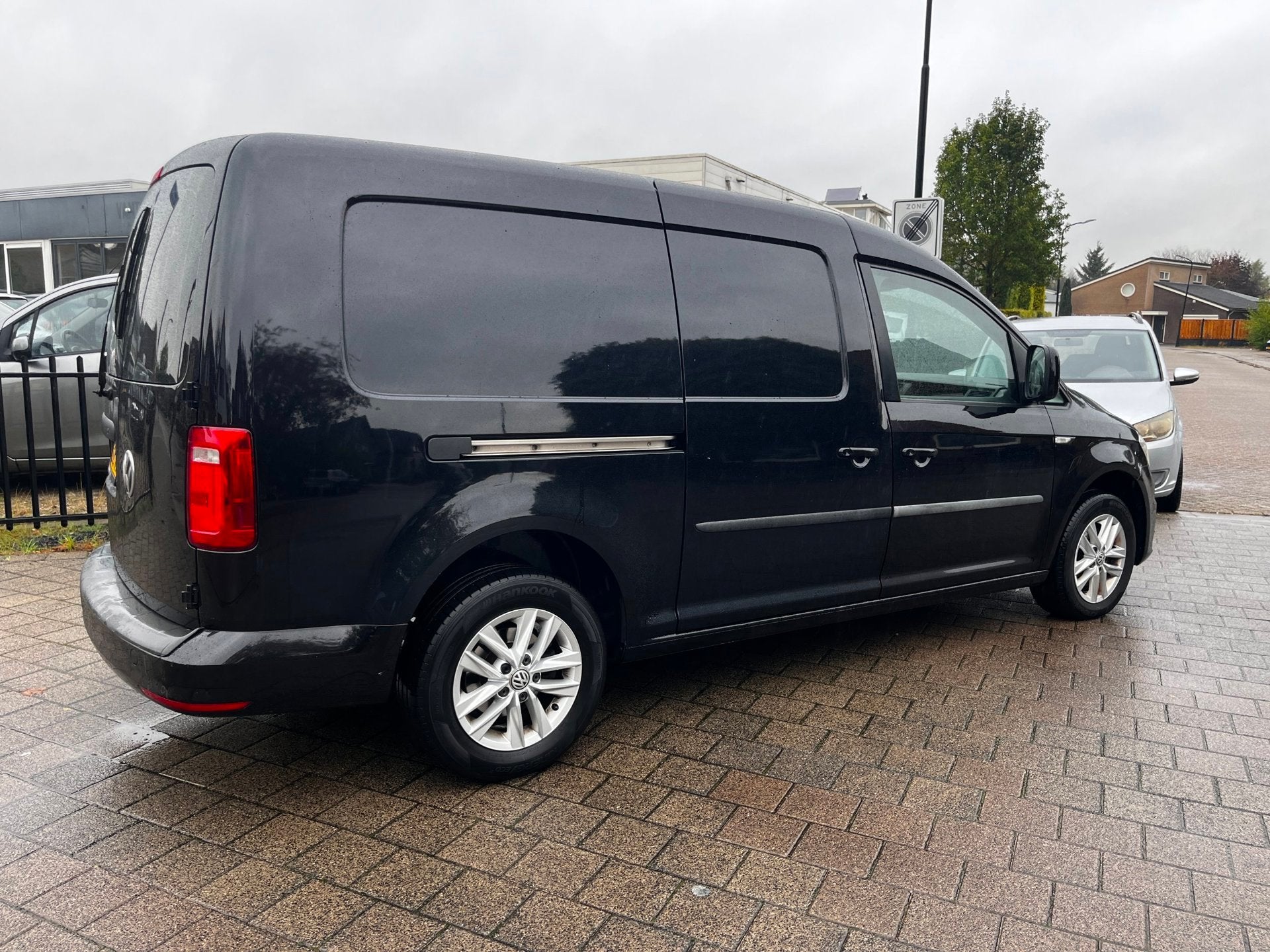 Volkswagen Caddy 2.0 TDI L2H1 Maxi Highl Ecc Nav LM NW APK R, Stof, Gebruikt, 4 cilinders, Volkswagen