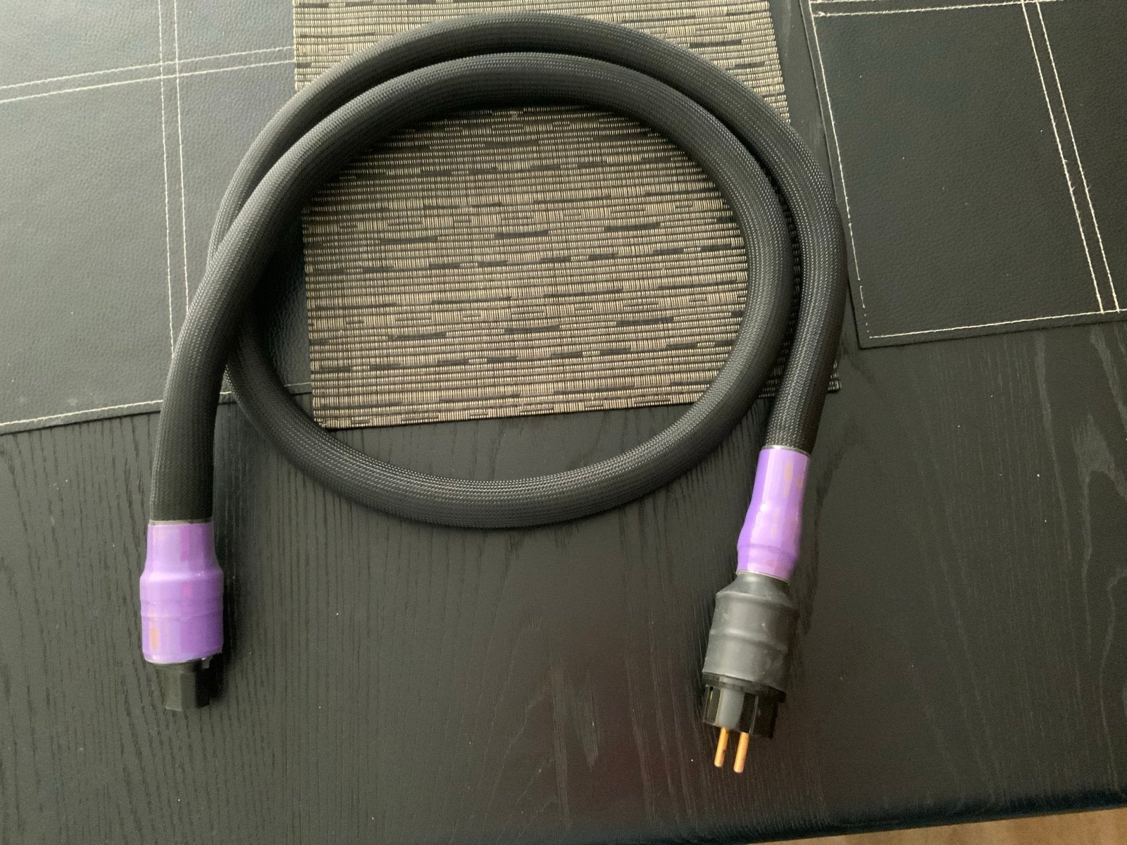 Shunyata Research Taipan Helix Alpha Power Kabel 1,8m EU, Ophalen of Verzenden, Zo goed als nieuw, Minder dan 2 meter, Overige kabels