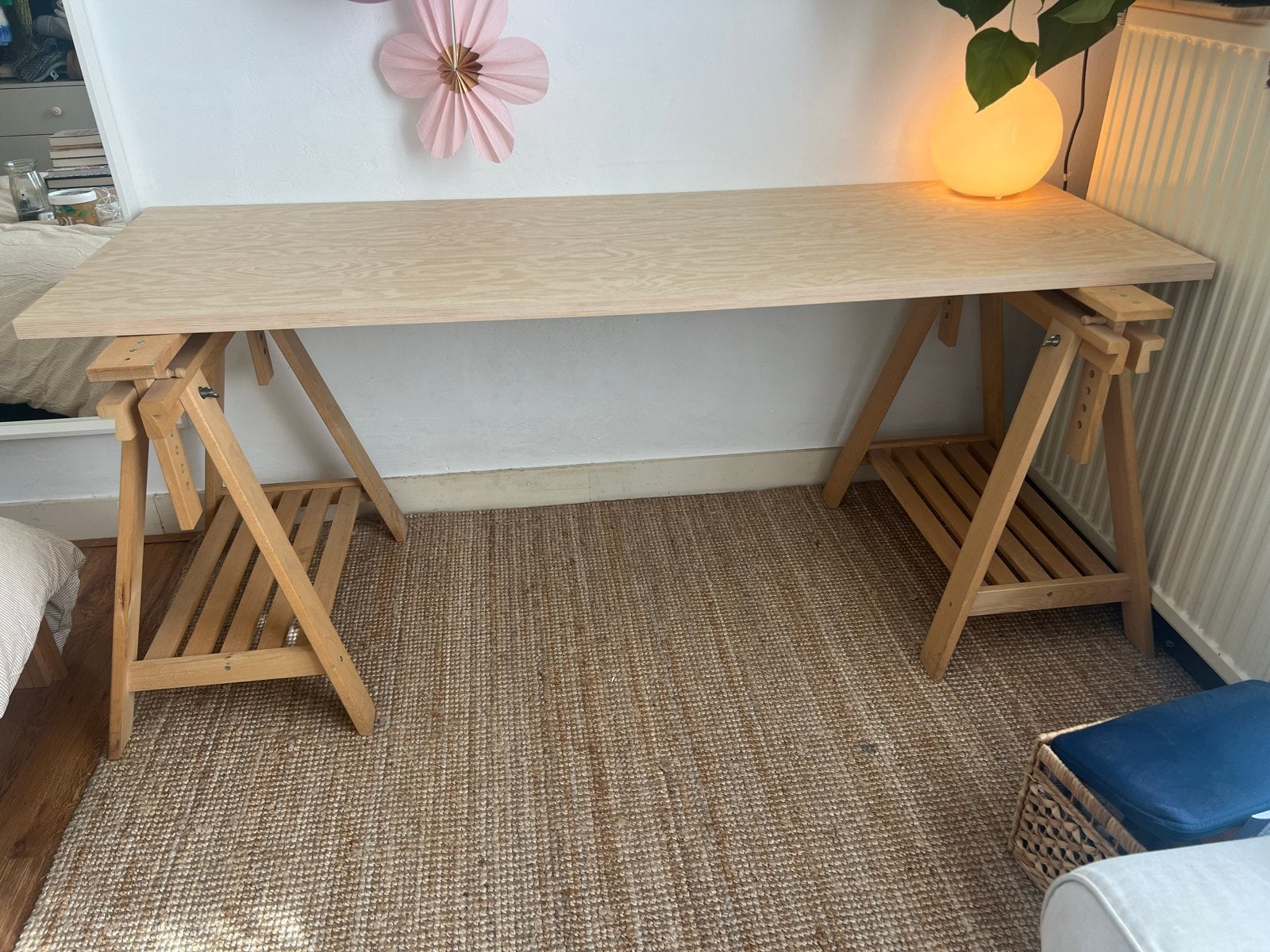 Ikea bureau/tafel, zo goed als nieuw, Huis en Inrichting, Ophalen, Zo goed als nieuw
