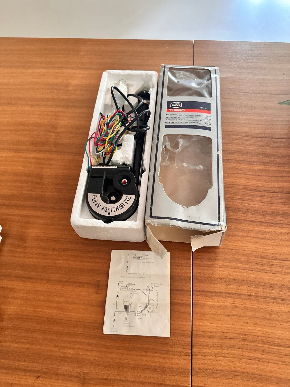 Turbo MK 229 Volautomatische 12V Auto-antenne Oldtimer, Auto-onderdelen, Ophalen of Verzenden, Gebruikt, Universele onderdelen
