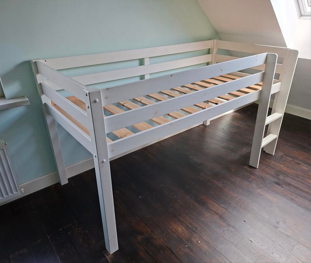 Witte Hoogslaper met Lattenbodem - Goede Staat!, Kinderen en Baby's, Ophalen, Gebruikt, Hoogslaper