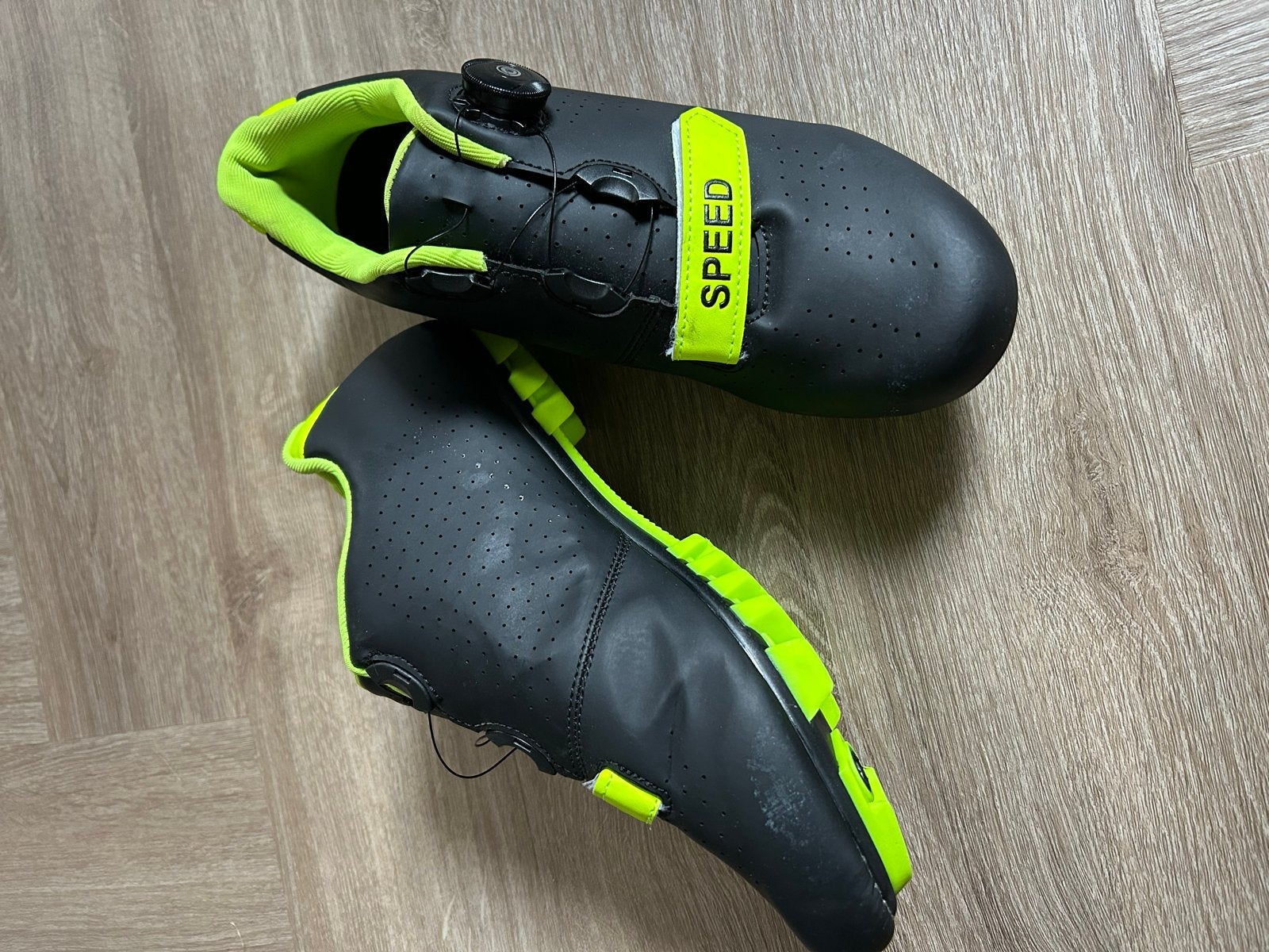 Fietsschoenen met kliksysteem - Maat 42 en 43, Fietsen en Brommers, Schoenen, Nieuw, Overige maten, Ophalen of Verzenden